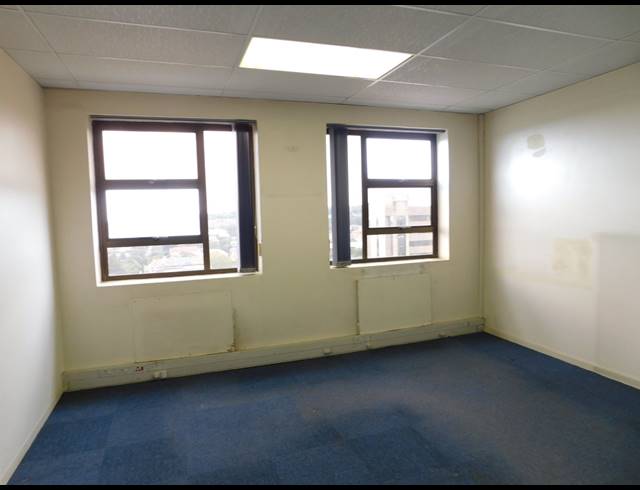 487M² OFFICE TO LET IN FERNDALE